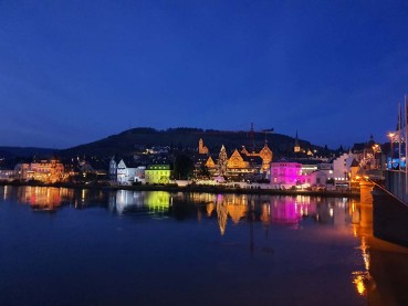 mobile_block_image_4